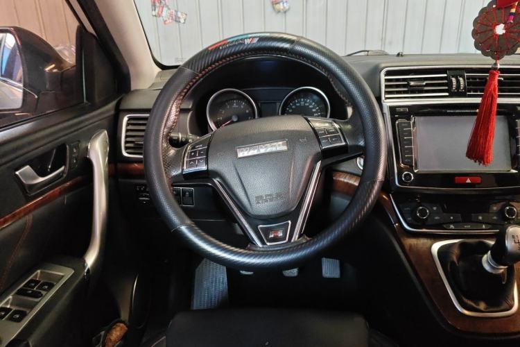 Used Haval H6 2015 Revised Version Sport Edition 1.5T Manual Transmission Two-Wheel Drive Elite Grade Steering Wheel