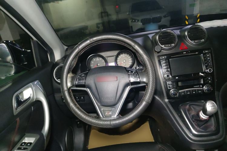 Used Haval H6 2015 Upgraded Model 1.5T Manual Two-Wheel Drive Elite Version Steering Wheel