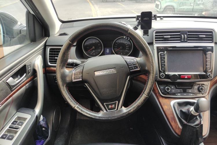 Used Haval H6 2015 Sport Edition 1.5T Manual Two-Wheel Drive Elite Model Steering Wheel