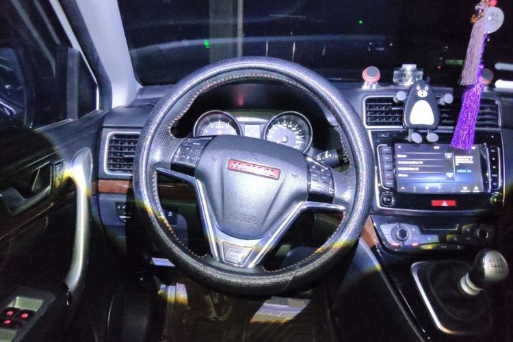 Used Haval H6 2015 Upgraded Model 1.5T Manual Two-Wheel Drive Elite Version Steering Wheel
