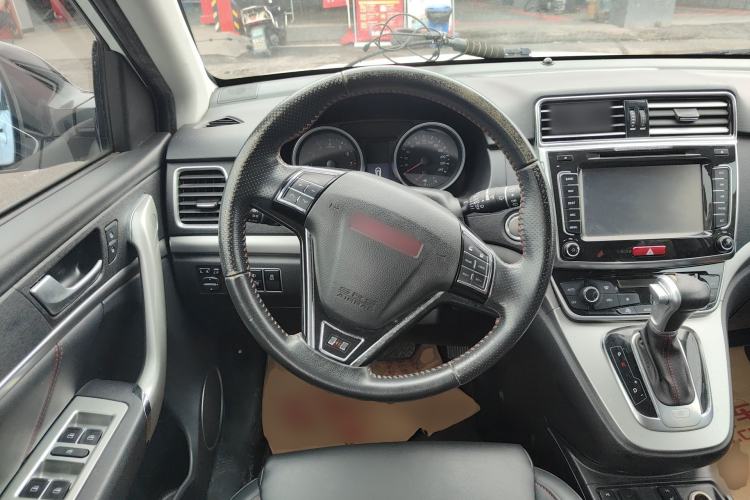 Used Haval H6 2015 Sport Edition 1.5T Automatic Two-Wheel Drive Luxury Model Steering Wheel