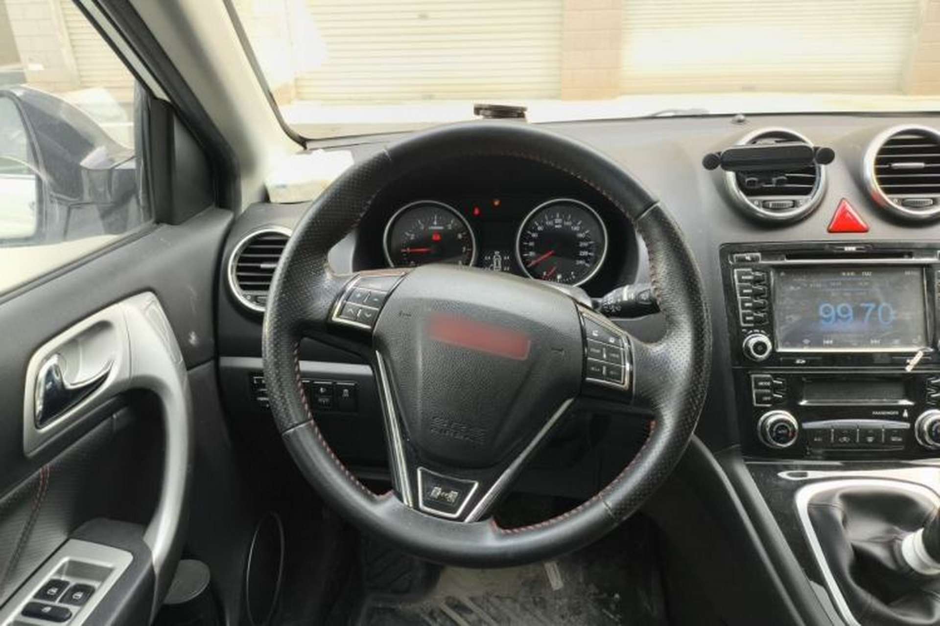 Used Haval H6 2015 Upgraded Model 1.5T Manual Two-Wheel Drive Elite Version Steering Wheel