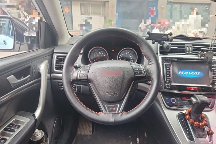 Used Haval H6 2015 Sport Edition 1.5T Automatic Two-Wheel Drive Luxury Model Steering Wheel