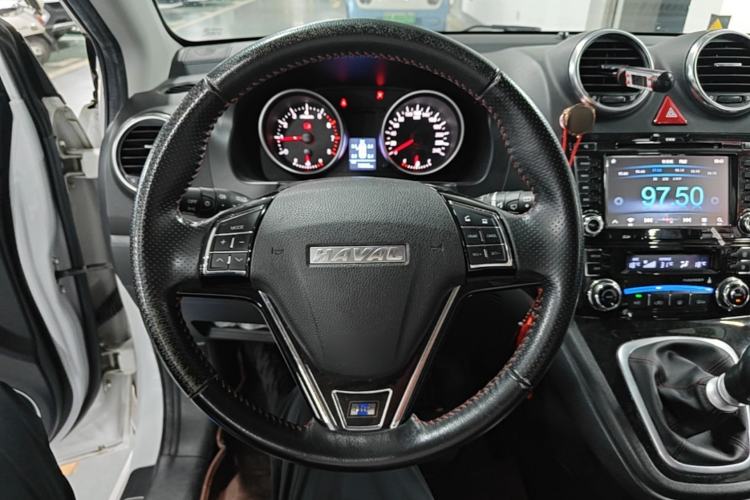 Used Haval H6 2015 Upgraded Model 1.5T Manual Two-Wheel Drive Elite Version Steering Wheel