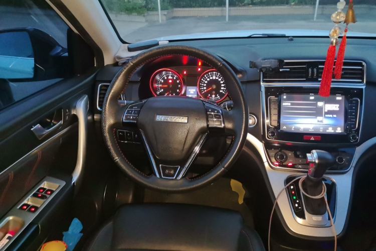 Used Haval H6 2015 Sport Edition 1.5T Automatic Two-Wheel Drive Luxury Model Steering Wheel