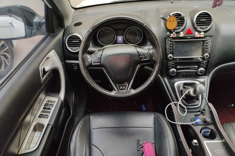 Used Haval H6 2015 Upgraded Model 1.5T Manual Two-Wheel Drive Elite Version Steering Wheel