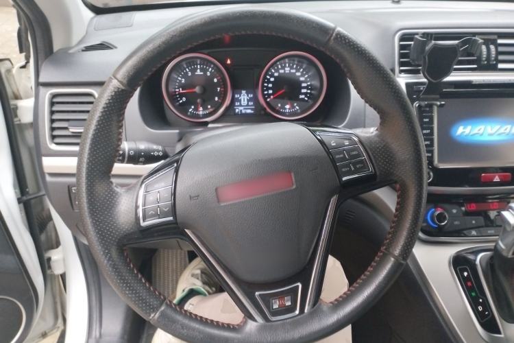 Used Haval H6 2015 Sport Edition 1.5T Automatic Two-Wheel Drive Luxury Model Steering Wheel