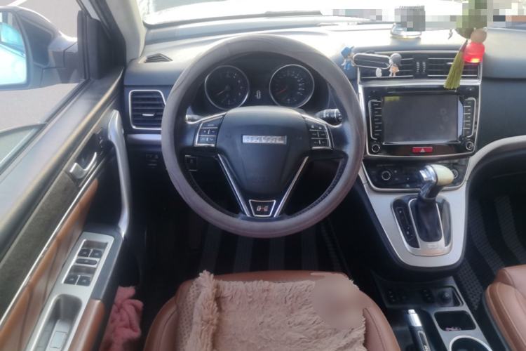 Used Haval H6 2015 Sport Edition 1.5T Automatic Two-Wheel Drive Luxury Model Steering Wheel
