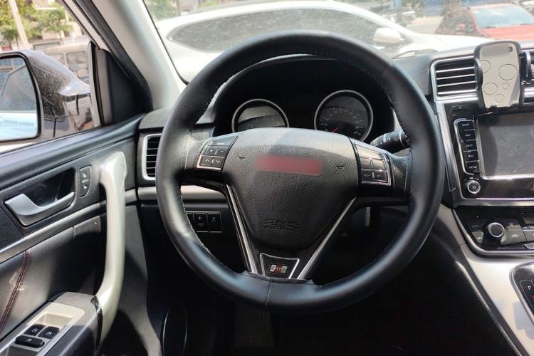 Used Haval H6 2015 Sport Edition 1.5T Automatic Two-Wheel Drive Luxury Model Steering Wheel