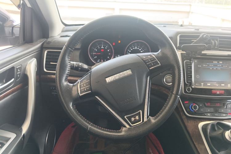 Used Haval H6 2015 Revised Version Sport Edition 1.5T Manual Transmission Two-Wheel Drive Elite Grade Steering Wheel