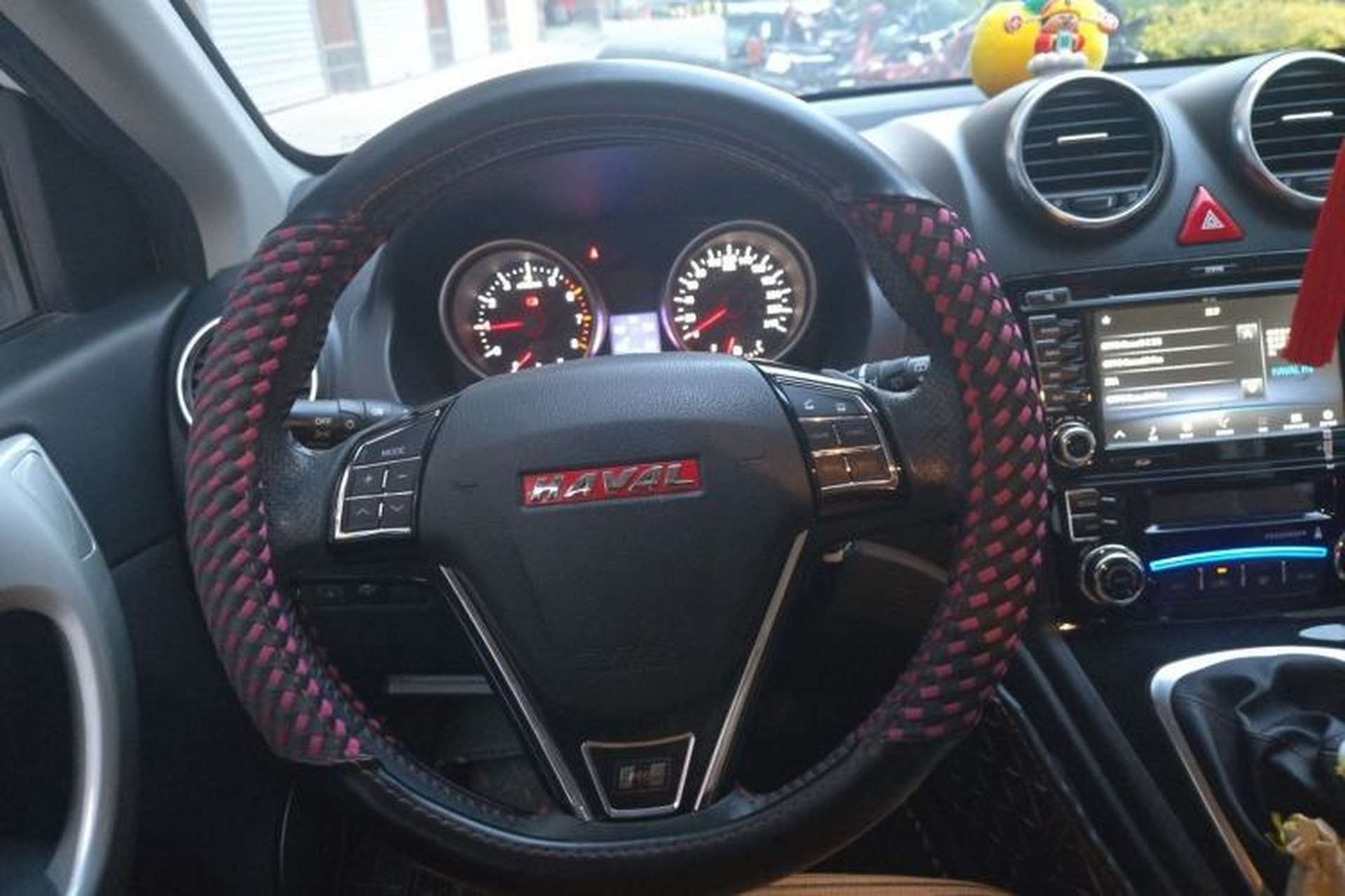 Used Haval H6 2015 Upgraded Model 1.5T Manual Two-Wheel Drive Elite Version Steering Wheel