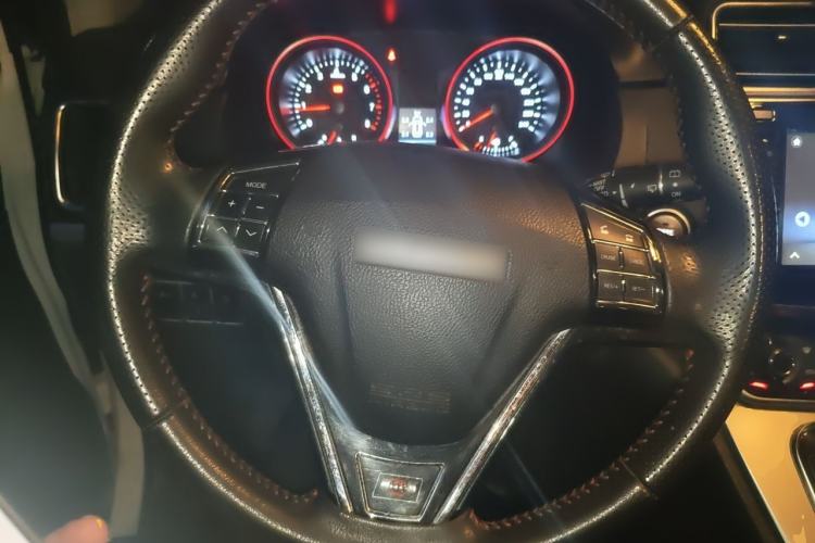 Used Haval H6 2015 Sport Edition 1.5T Automatic Two-Wheel Drive Luxury Model Steering Wheel
