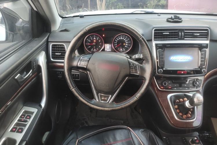 Used Haval H6 2015 Revised Version Sport Edition 1.5T Manual Transmission Two-Wheel Drive Elite Grade Steering Wheel