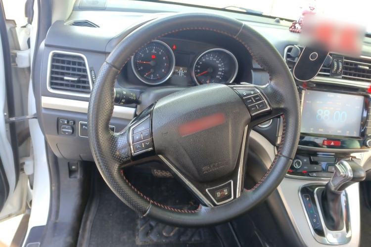 Used Haval H6 2015 Sport Edition 1.5T Automatic Two-Wheel Drive Luxury Model Steering Wheel