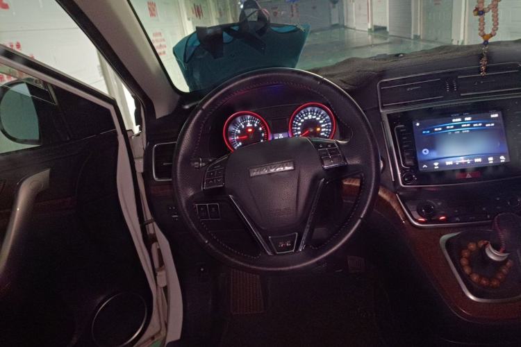 Used Haval H6 2015 Revised Version Sport Edition 1.5T Manual Transmission Two-Wheel Drive Elite Grade Steering Wheel