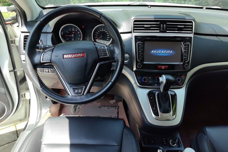 Used Haval H6 2015 Sport Edition 1.5T Automatic Two-Wheel Drive Luxury Model Steering Wheel