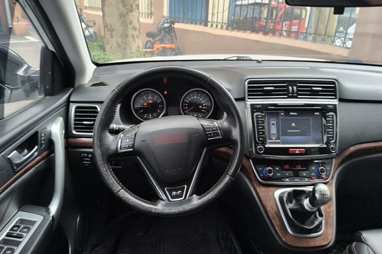 Used Haval H6 2015 Revised Version Sport Edition 1.5T Manual Transmission Two-Wheel Drive Elite Grade Steering Wheel