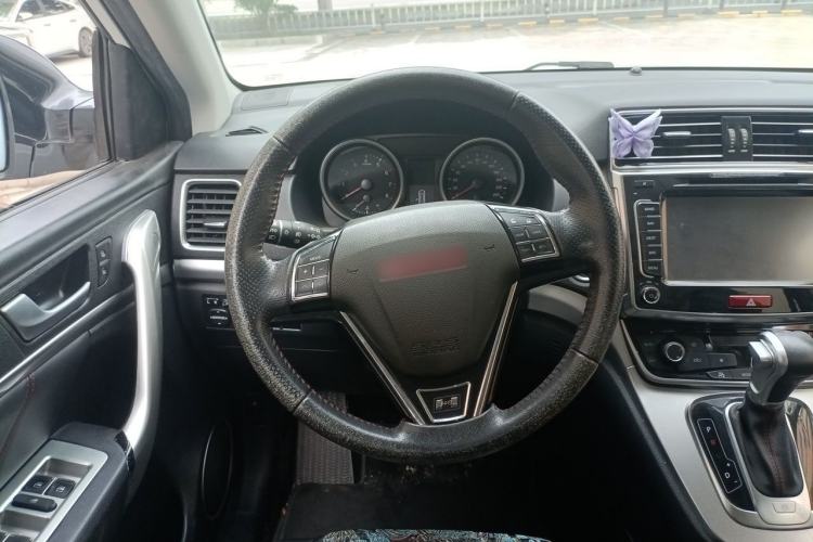 Used Haval H6 2015 Sport Edition 1.5T Automatic Two-Wheel Drive Luxury Model Steering Wheel