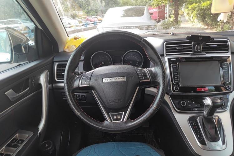 Used Haval H6 2015 Sport Edition 1.5T Automatic Two-Wheel Drive Luxury Model Steering Wheel