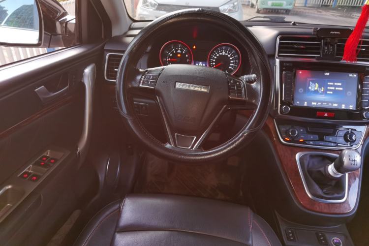 Used Haval H6 2015 Revised Version Sport Edition 1.5T Manual Transmission Two-Wheel Drive Elite Grade Steering Wheel