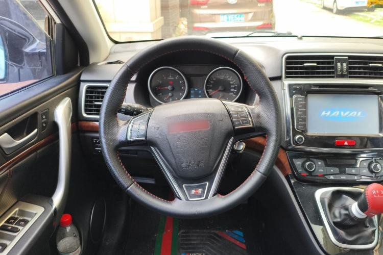 Used Haval H6 2015 Sport Edition 1.5T Manual Two-Wheel Drive Elite Model Steering Wheel