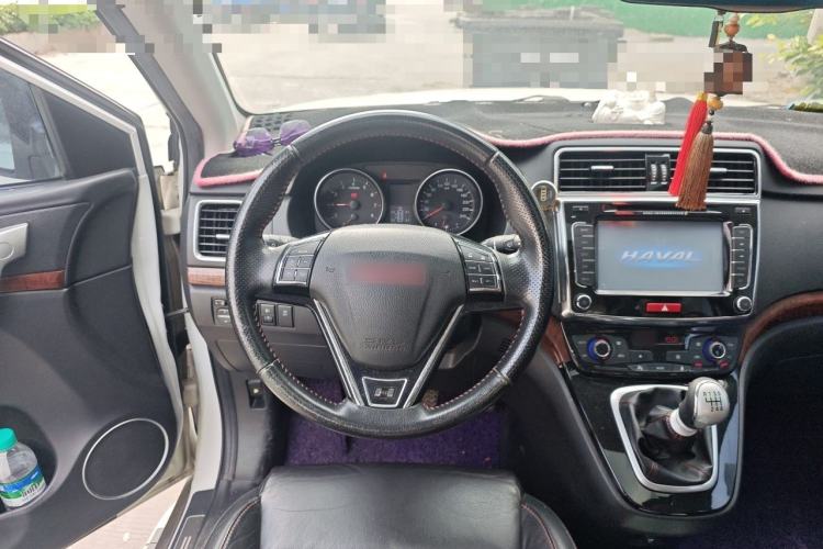 Used Haval H6 2015 Sport Edition 1.5T Manual Two-Wheel Drive Elite Model Steering Wheel