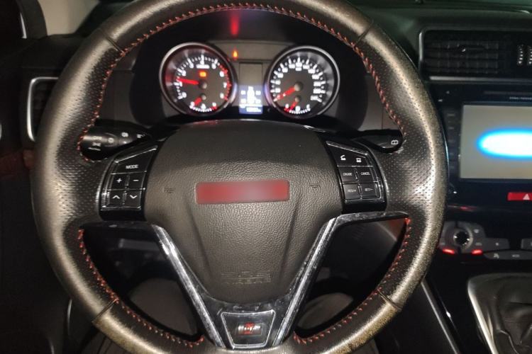 Used Haval H6 2015 Sport Edition 1.5T Manual Two-Wheel Drive Elite Model Steering Wheel