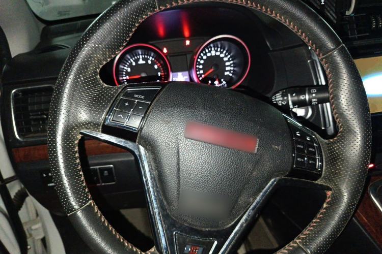 Used Haval H6 2015 Sport Edition 1.5T Manual Two-Wheel Drive Elite Model Steering Wheel