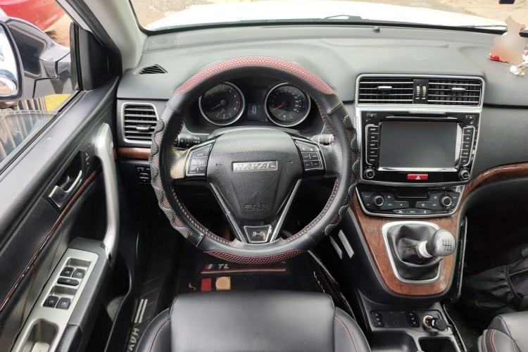 Used Haval H6 2015 Sport Edition 1.5T Manual Two-Wheel Drive Elite Model Steering Wheel