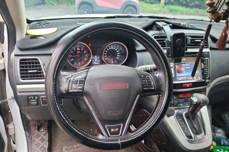 Used Haval H6 2015 Sport Edition 1.5T Automatic Two-Wheel Drive Luxury Model Steering Wheel