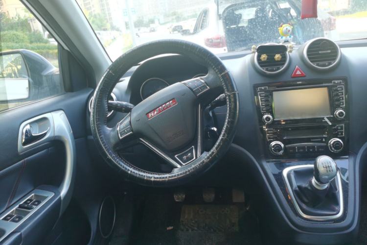 Used Haval H6 2015 Upgraded Model 1.5T Manual Two-Wheel Drive Elite Version Steering Wheel