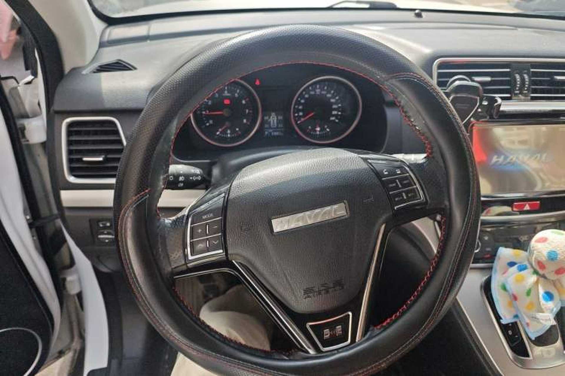 Used Haval H6 2015 Sport Edition 1.5T Automatic Two-Wheel Drive Luxury Model Steering Wheel