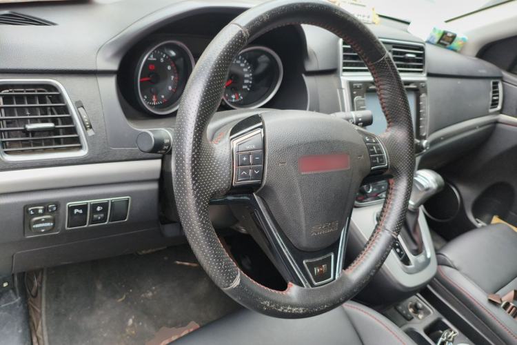 Used Haval H6 2015 Sport Edition 1.5T Automatic Two-Wheel Drive Luxury Model Steering Wheel