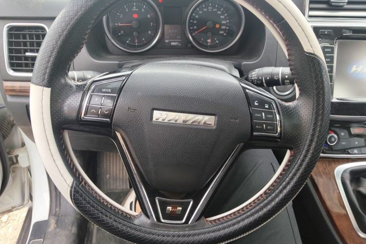 Used Haval H6 2015 Revised Version Sport Edition 1.5T Manual Transmission Two-Wheel Drive Elite Grade Steering Wheel