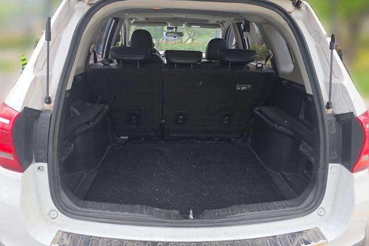Used Haval H6 2015 Sport Edition 1.5T Automatic Two-Wheel Drive Luxury Model Trunk