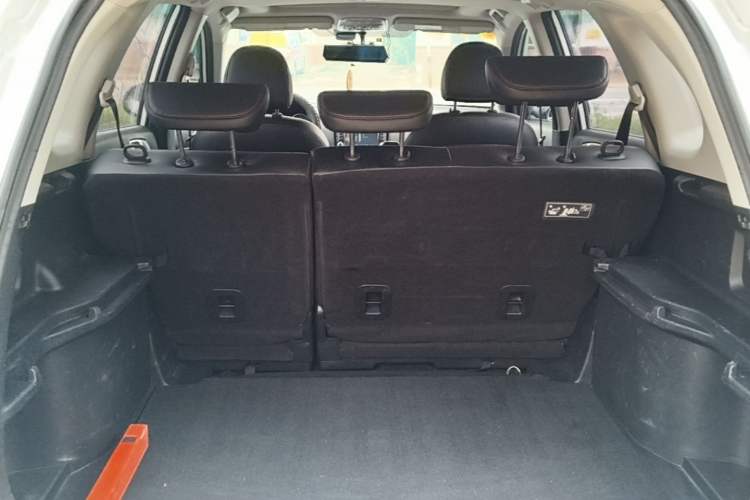Used Haval H6 2015 Upgraded Model 1.5T Manual Two-Wheel Drive Elite Version Trunk