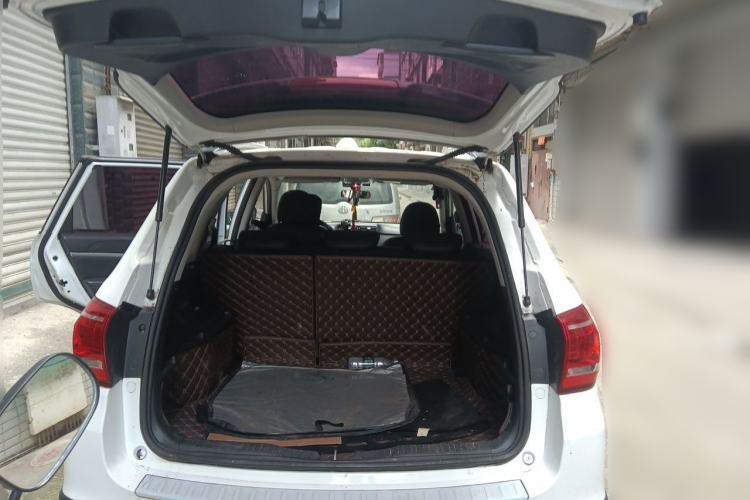 Used Haval H6 2015 Sport Edition 1.5T Automatic Two-Wheel Drive Luxury Model Trunk
