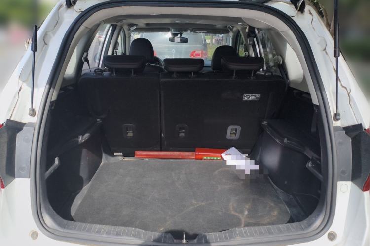 Used Haval H6 2015 Sport Edition 1.5T Automatic Two-Wheel Drive Luxury Model Trunk