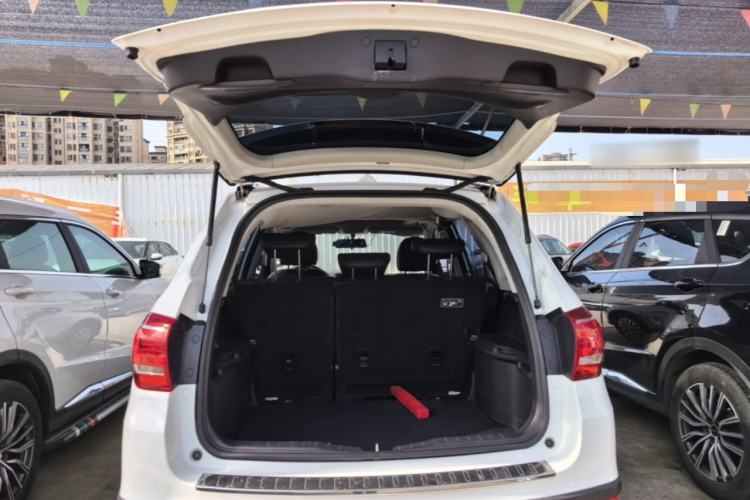 Used Haval H6 2015 Sport Edition 1.5T Automatic Two-Wheel Drive Luxury Model Trunk