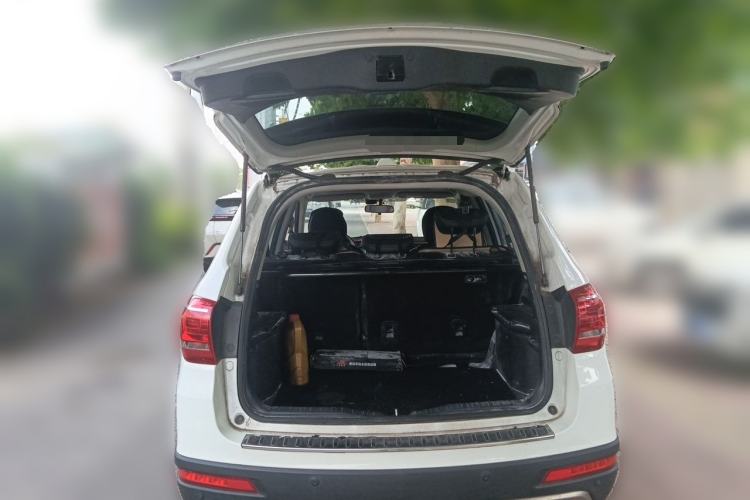 Used Haval H6 2015 Sport Edition 1.5T Automatic Two-Wheel Drive Luxury Model Trunk