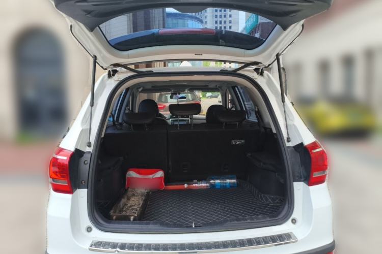 Used Haval H6 2015 Sport Edition 1.5T Manual Two-Wheel Drive Elite Model Trunk