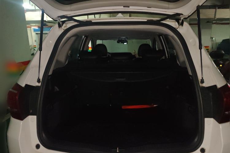Used Haval H6 2015 Sport Edition 1.5T Manual Two-Wheel Drive Elite Model Trunk