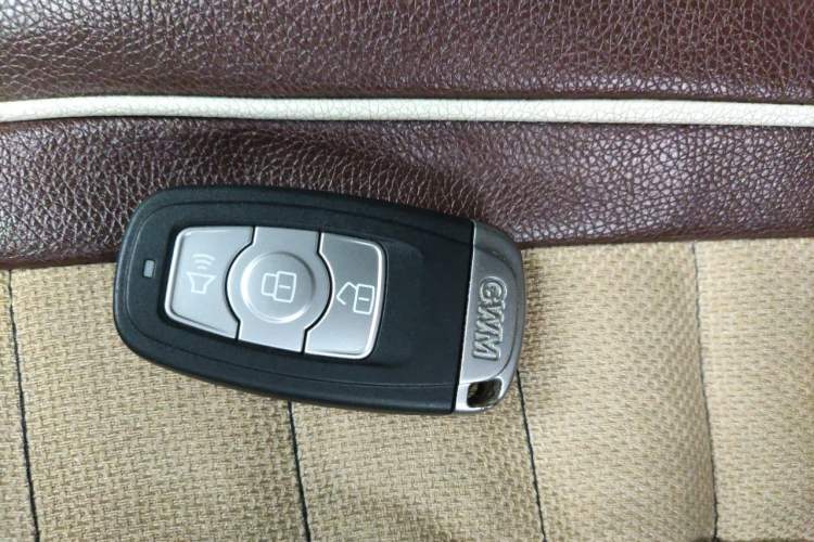 Used Haval H6 2015 Sport Edition 1.5T Automatic Two-Wheel Drive Luxury Model Vehicle Key