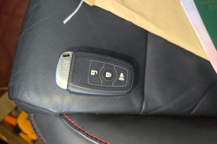 Used Haval H6 2015 Sport Edition 1.5T Automatic Two-Wheel Drive Luxury Model Vehicle Key