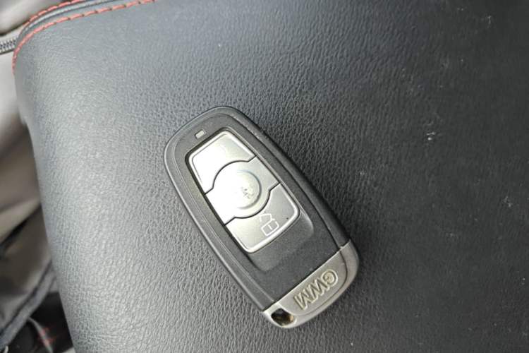 Used Haval H6 2015 Sport Edition 1.5T Automatic Two-Wheel Drive Luxury Model Vehicle Key
