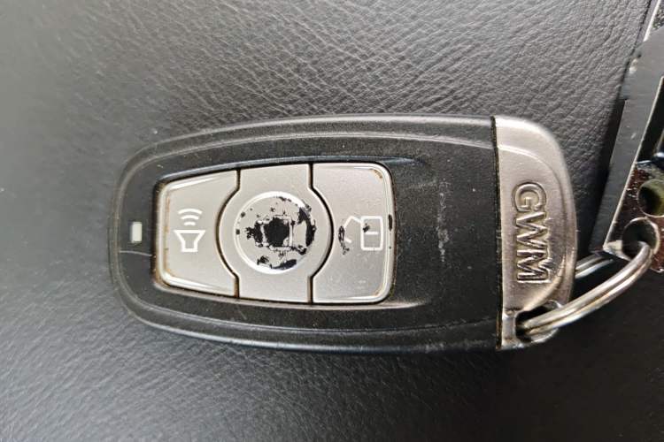Used Haval H6 2015 Sport Edition 1.5T Automatic Two-Wheel Drive Luxury Model Vehicle Key