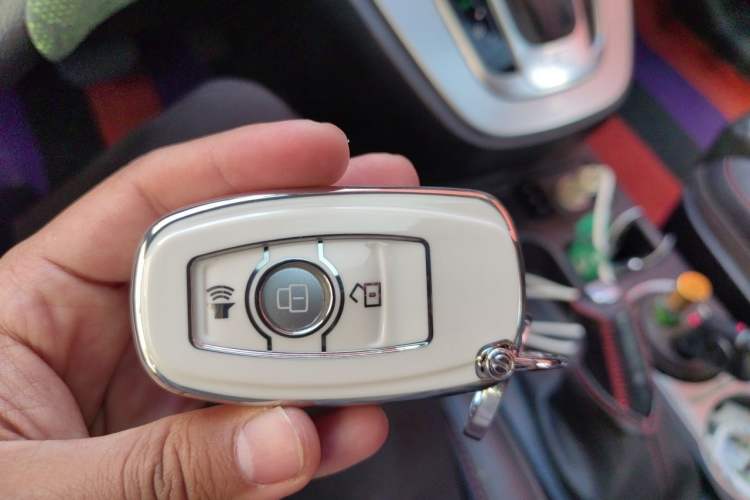 Used Haval H6 2015 Sport Edition 1.5T Automatic Two-Wheel Drive Luxury Model Vehicle Key