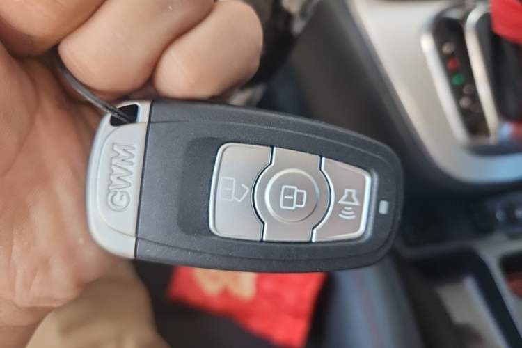 Used Haval H6 2015 Sport Edition 1.5T Automatic Two-Wheel Drive Luxury Model Vehicle Key