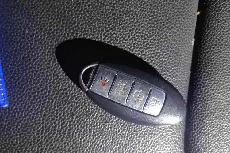 Used Haval H6 2015 Upgraded Model 1.5T Manual Two-Wheel Drive Elite Version Vehicle Key
