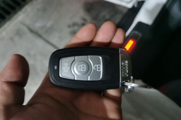 Used Haval H6 2015 Sport Edition 1.5T Automatic Two-Wheel Drive Luxury Model Vehicle Key